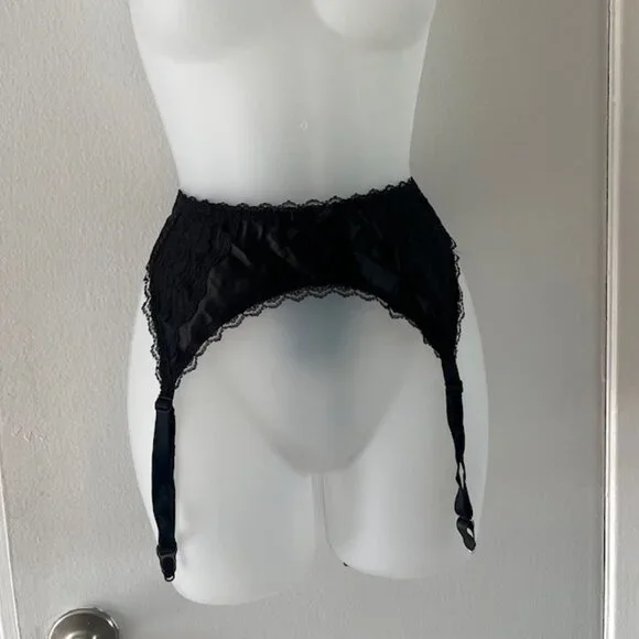 Frederick's of Hollywood | Intimates & Sleepwear | Fredericks Of Hollywood  Classic Original Garter Belt | Poshmark